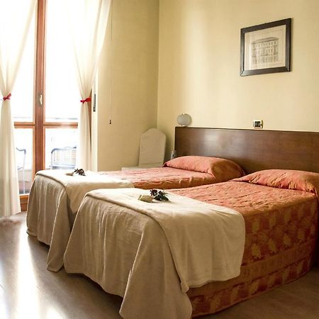 Domus Hotel Алессандрия Экстерьер фото